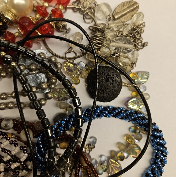Jewelry Beaded Craft Lot - Picture 7 of 12